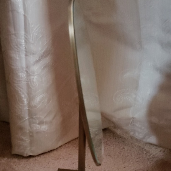 Mirror - Picture 5 of 8